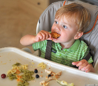 D3R_2821-ryan-eating.jpg