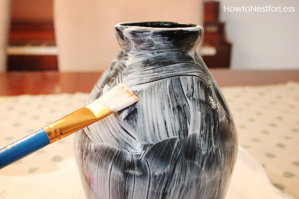 mod-podge-vase-book-pages (640x427, 90Kb)