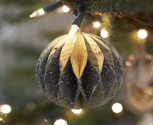 80507588_large_4271508_christmastreeornamentideas6.jpg