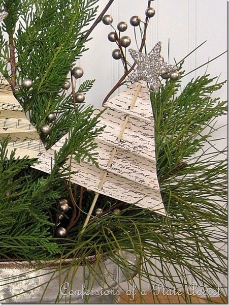 CONFESSIONS_OF_A_PLATE_ADDICT_Shabby_Christmas_Centerpiece3_thumb[5] (525x700, 187Kb)