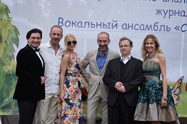 img1.jpg
